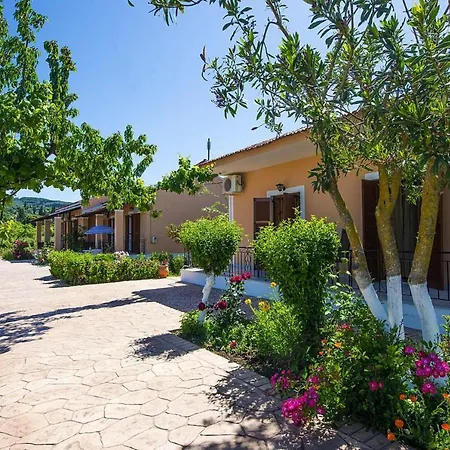 Feriehus Bungalows Agathi, Roda (Corfu)